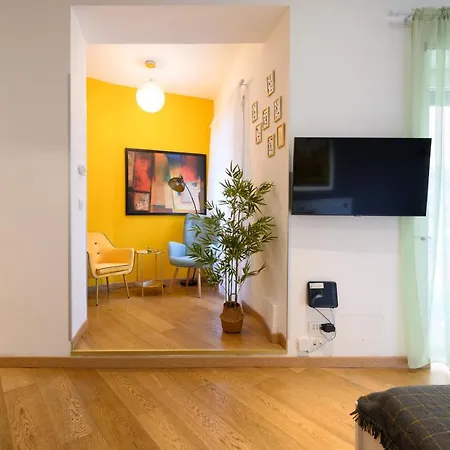 Lägenhet Via Nicola Fabrizi Rom