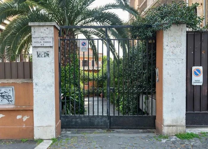 Lägenhet Via Nicola Fabrizi Rom