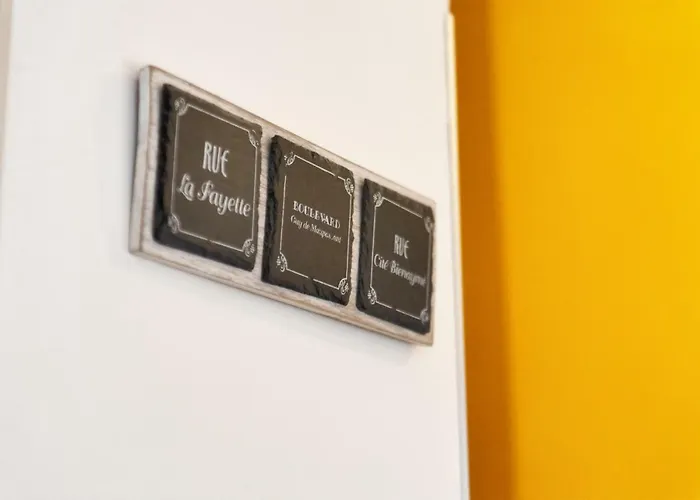 Via Nicola Fabrizi *