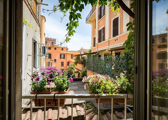 Via Nicola Fabrizi Apartamento